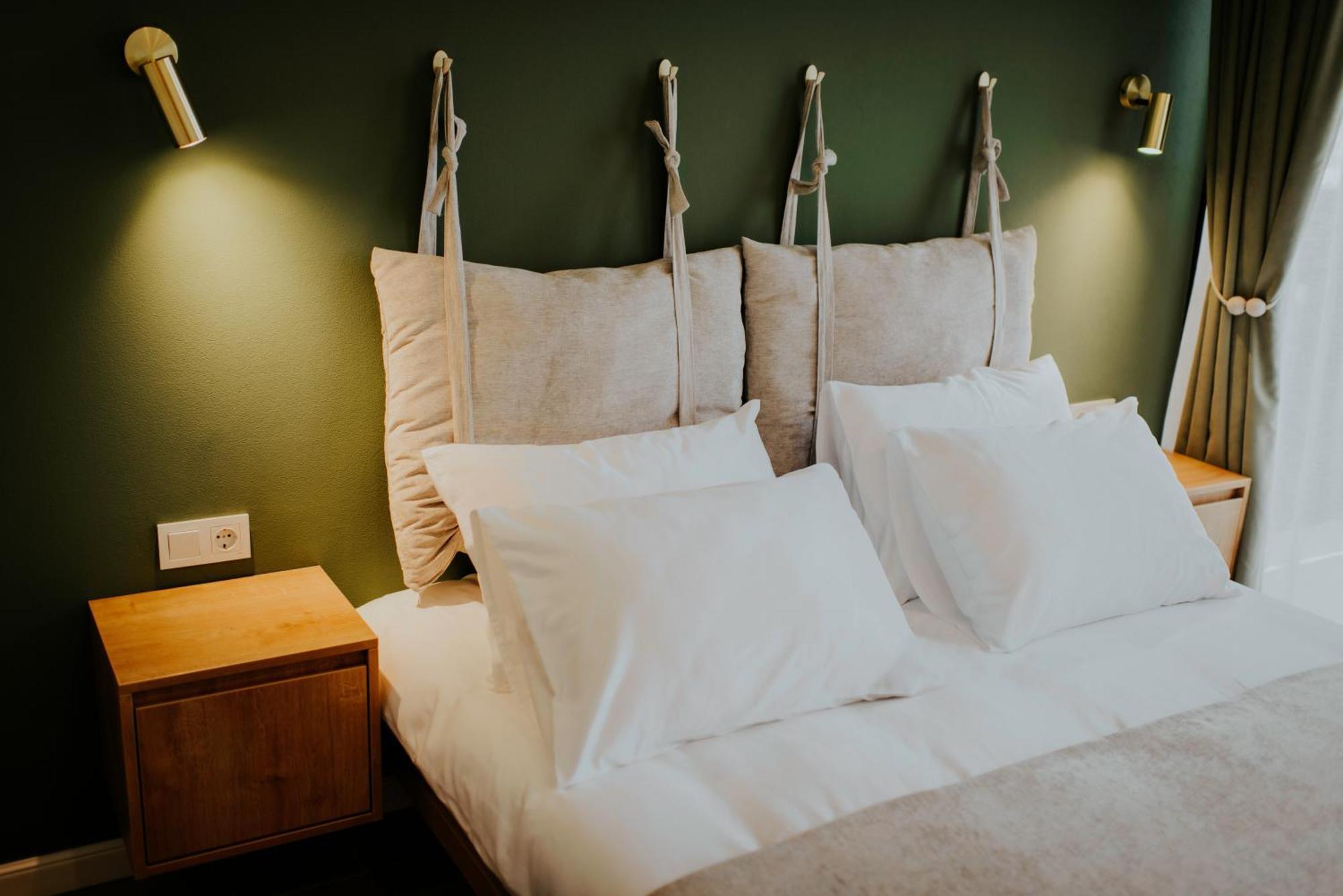 Luxury Inn Grand Residences Тбилиси Экстерьер фото