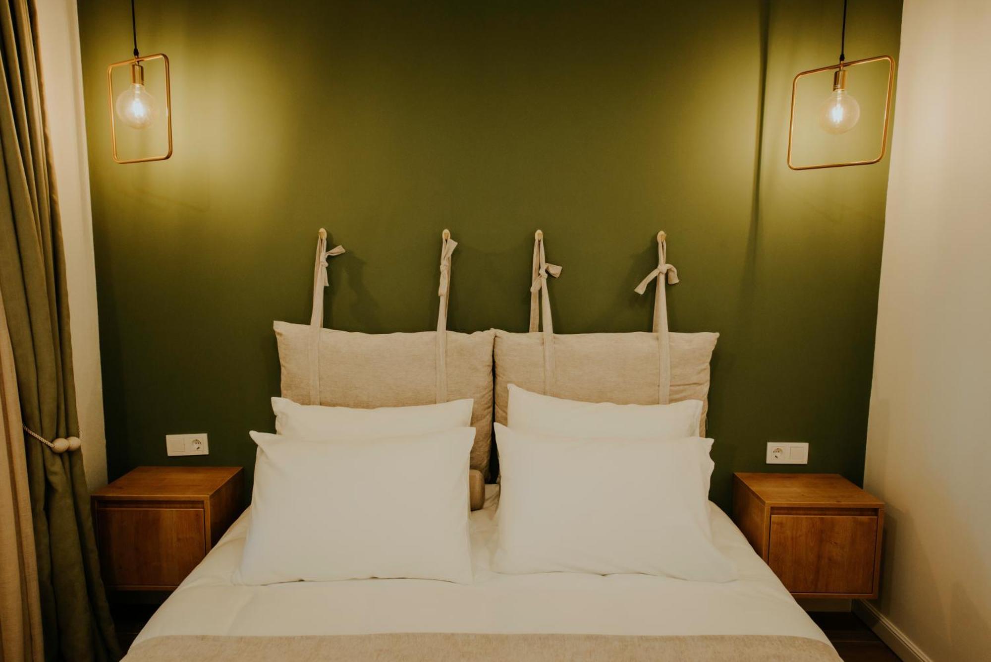 Luxury Inn Grand Residences Тбилиси Экстерьер фото